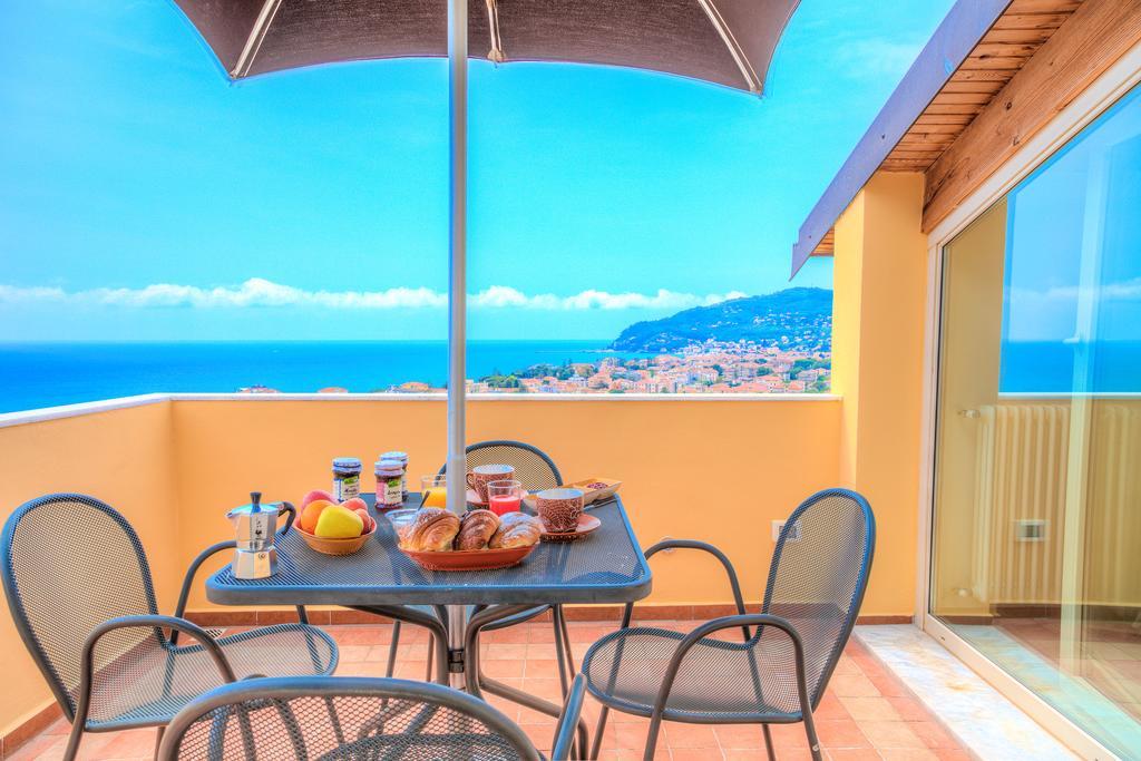 Appartamenti Villa Il Poggiolo Diano Marina Extérieur photo